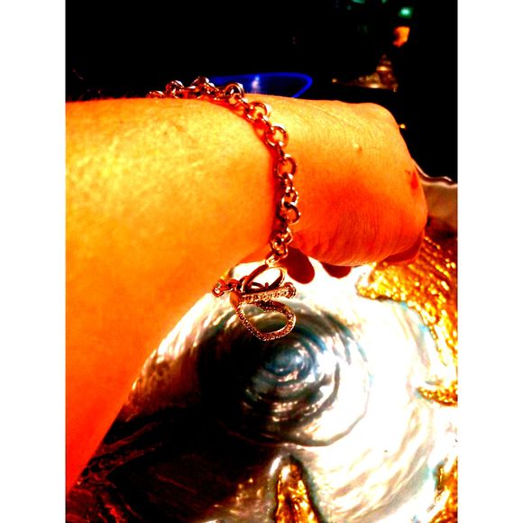 Stunning~925 Dangle Heart Bracelet